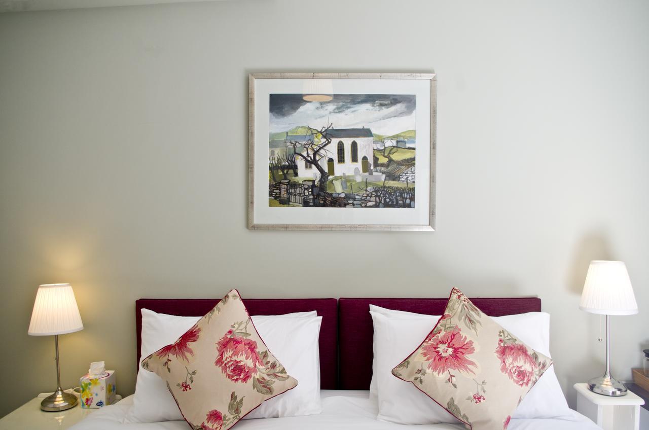 The Red Lion Bed & Breakfast Knighton  Exterior photo