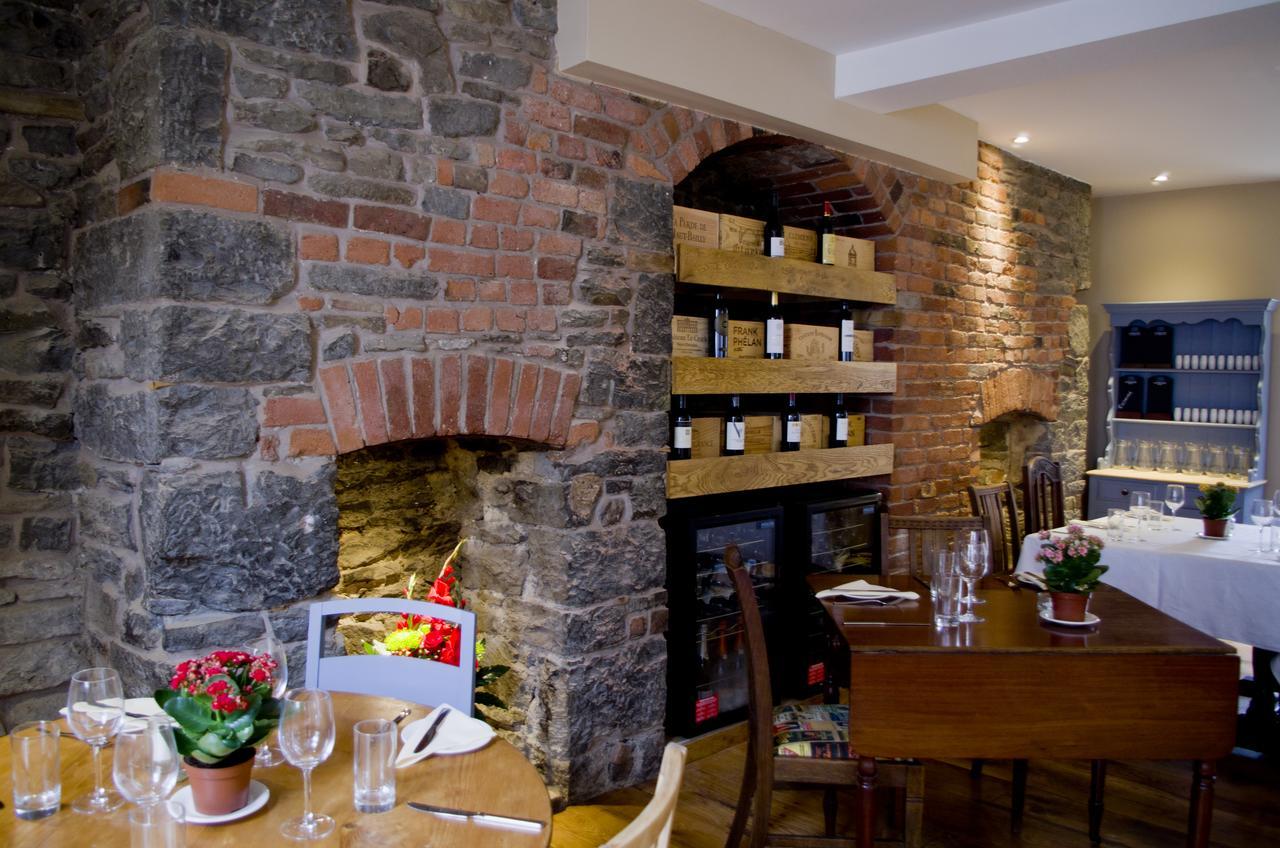 The Red Lion Bed & Breakfast Knighton  Exterior photo