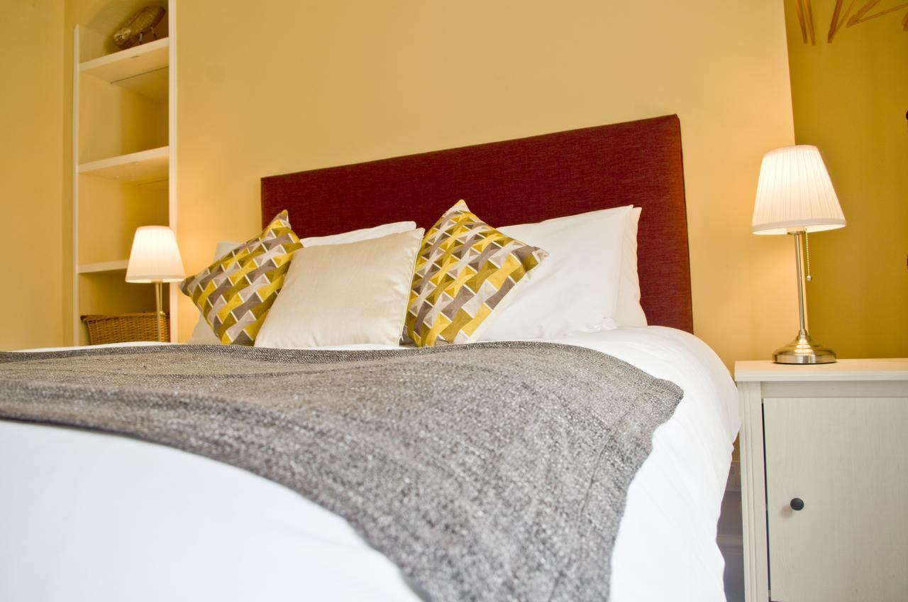 The Red Lion Bed & Breakfast Knighton  Exterior photo